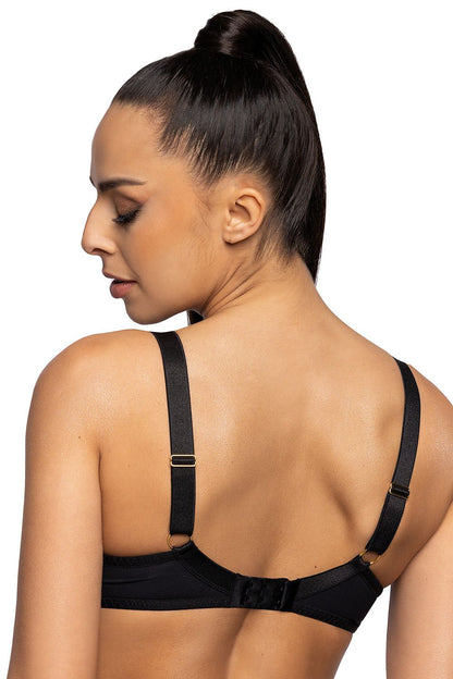 Styling Black And Beige Push-Up Bra Between Cups Are A Bow And Jewelry Decoration