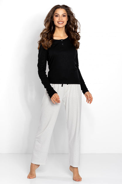 Fashionable Black & White Pajamas Long Sleeves And Long Pants In Contrasting Colors Classic Cut Top Bottom With Bow At The Waist And A Looser Legs